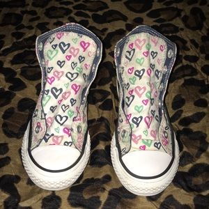 converse heart shape